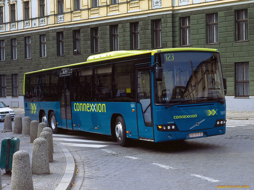 Автобус 1024. Volvo 8700le. Вольво 8700 автобус. Автобус Вольво 8000. Volvo 8700 EEV.
